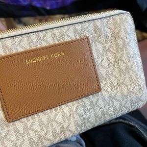 Michael Kors wristlet wallet